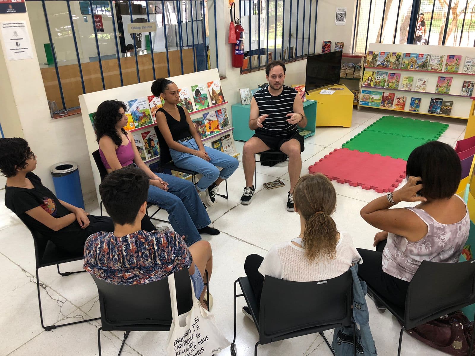 Conversa em roda sobre corpo, memória e território